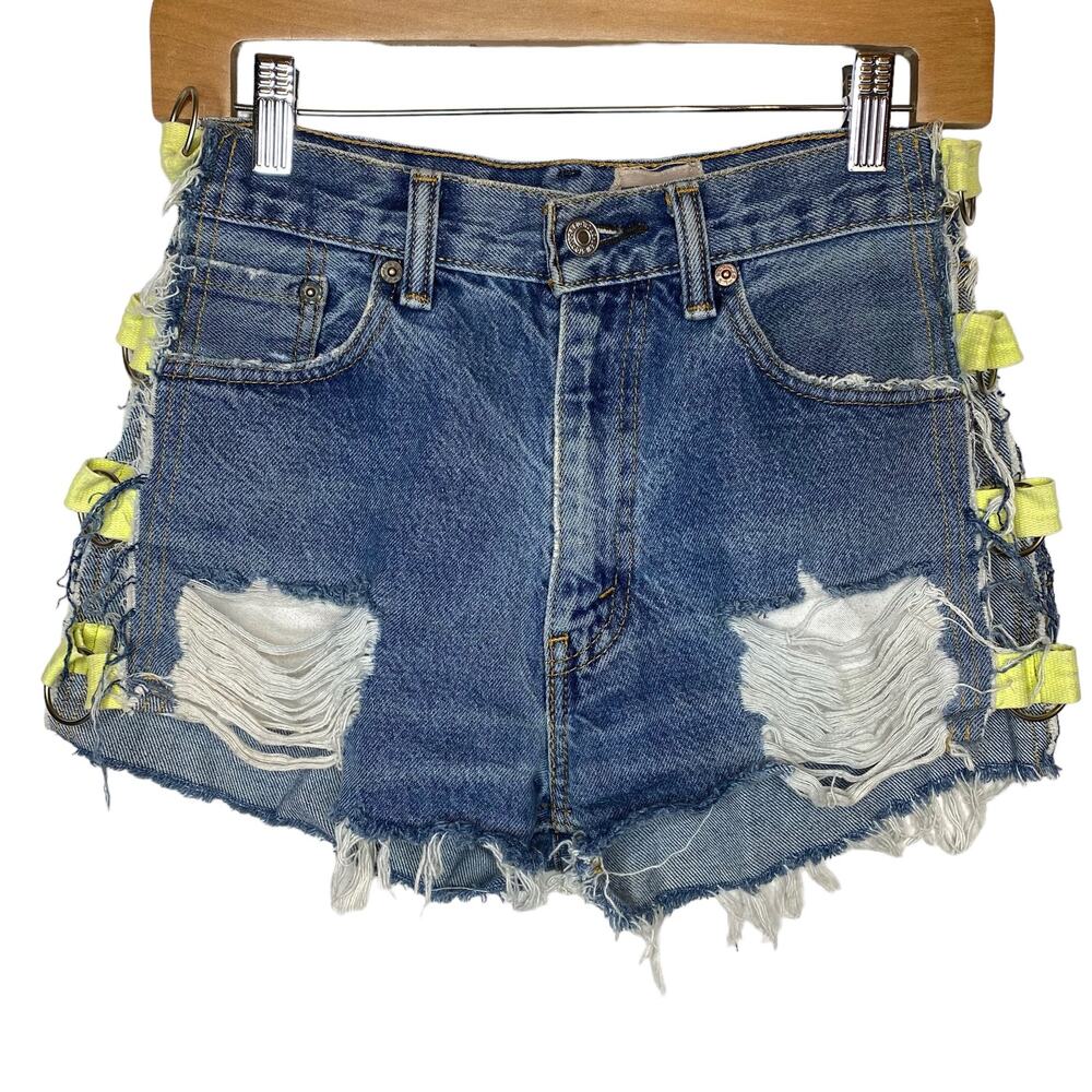 Vintage Furst of a Kind x Levi's High Rise Cutoff Shorts Cut Off size 28-29